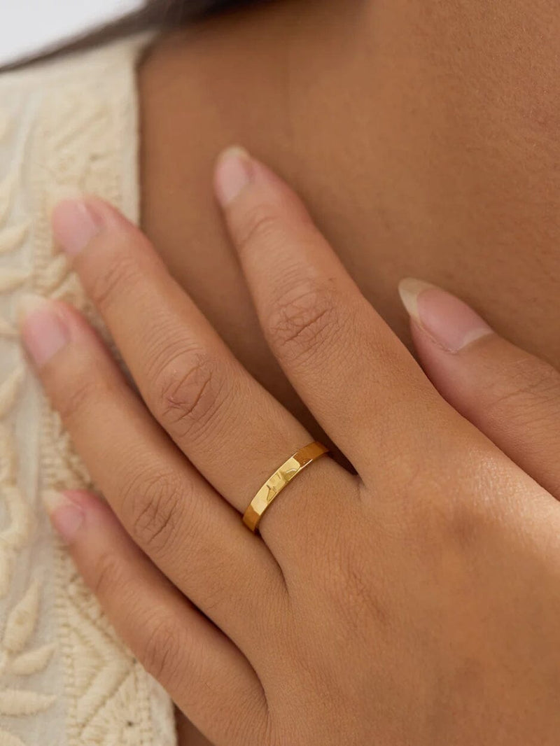 Beaten Ring Band - Gold RINGS MIDSUMMER STAR 