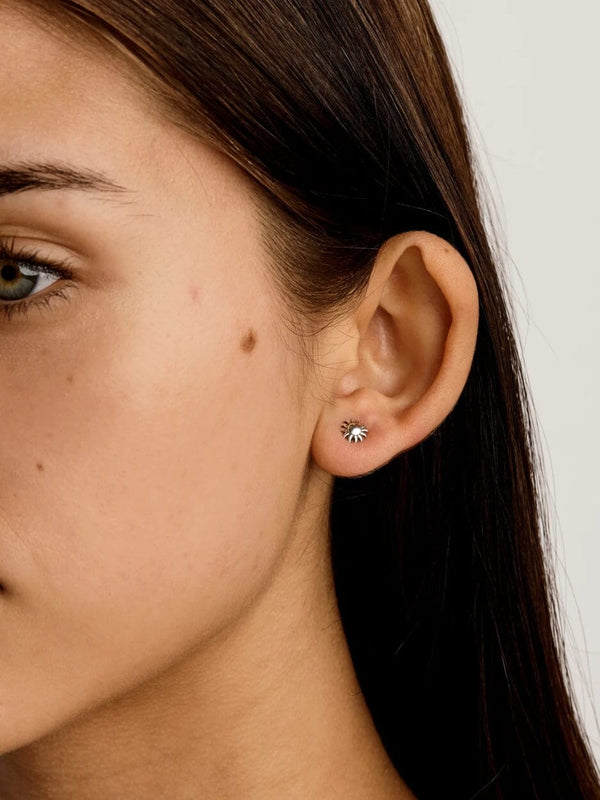 Sunshine Studs - Silver EARRINGS MIDSUMMER STAR 